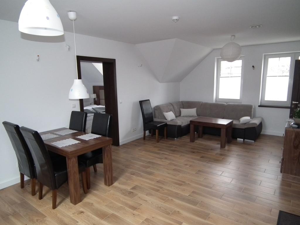 Pod Modrzewiami Apartment Krynica Zdroj Bagian luar foto